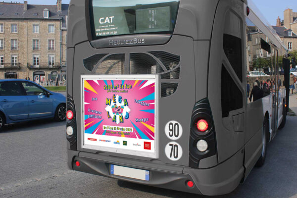 Bus-Megaland-2023